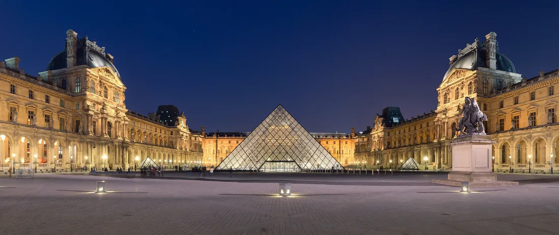 The Louvre, Paris — Romance in Paris