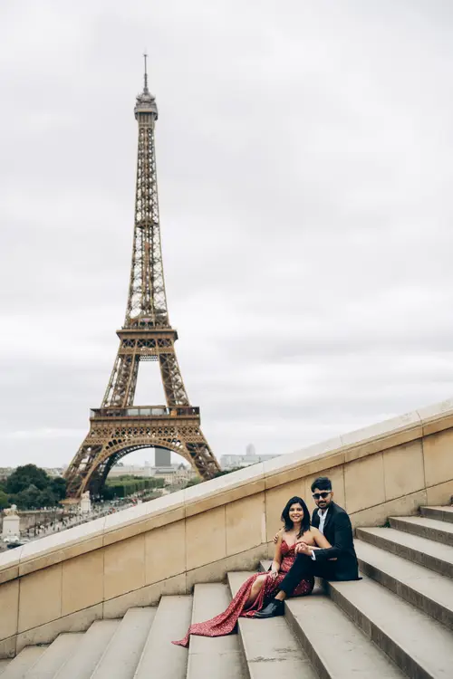 Couple photoshoot in Paris — Romance in Paris