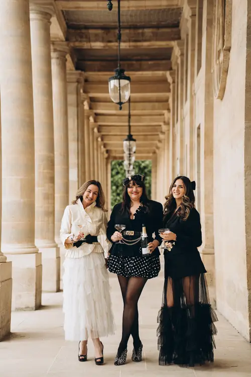 Family photoshoot in Paris — Romance in Paris