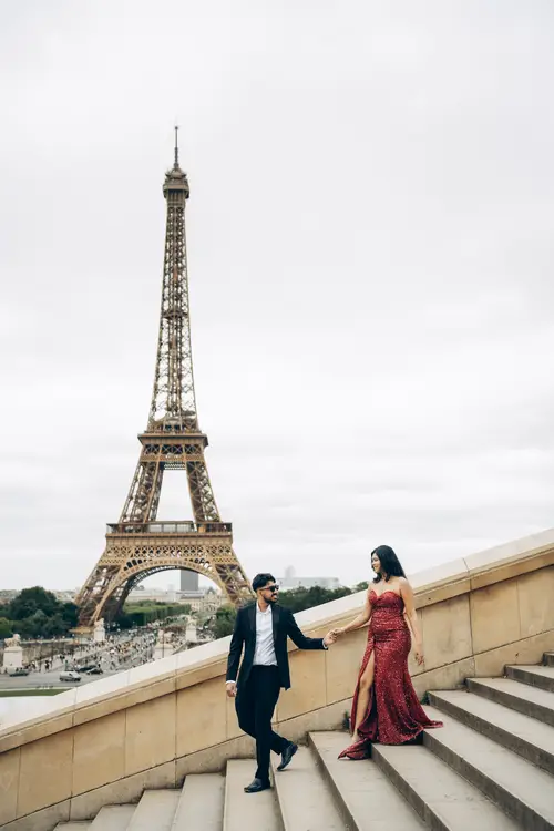 Couple photoshoot in Paris — Romance in Paris